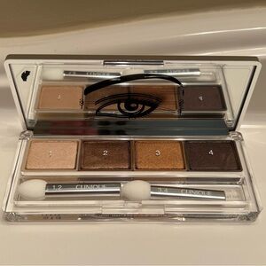 Clinique All About Shadow Quad – 4‑Shade Palette